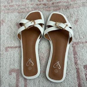 Windsor White and Brown Sandals